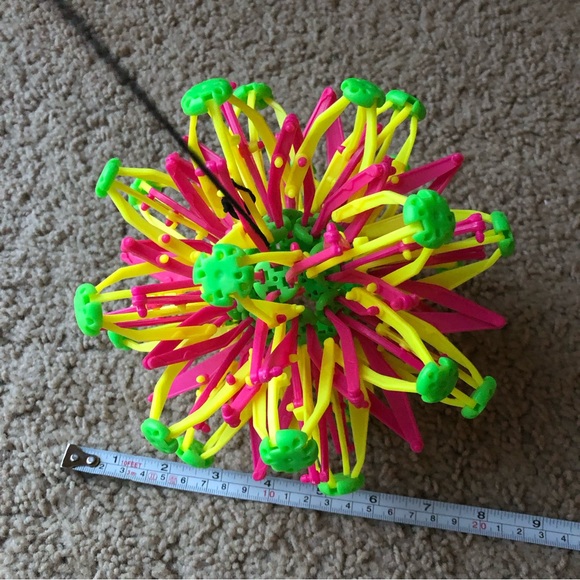 Expandable Breathing Ball - Picture 7 of 9